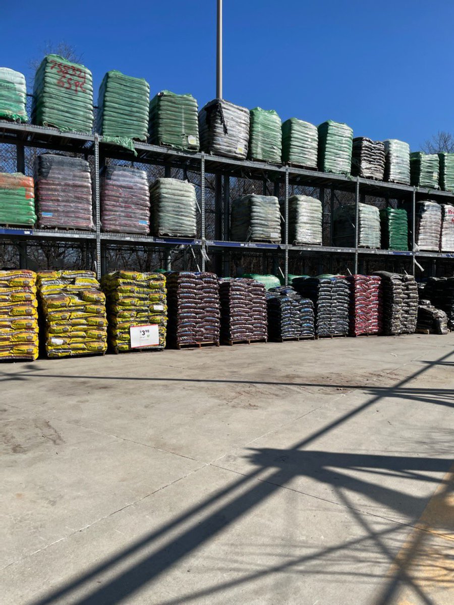 LowesWeymouth's tweet photo. ☀️🌷 Beautiful day in the Weymouth area #SpringIsHere @HenryGaudet5 @Bracken73P @Anthony_Battle1 @R18Merch https://t.co/JzZVmN8fKb