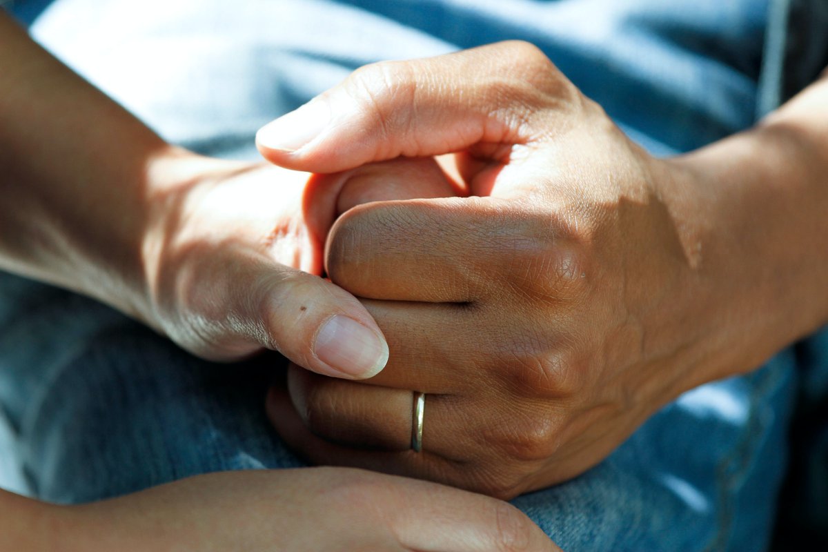 Penn LDI (@pennldi) on Twitter photo Despite equal interest in complementary and integrative health (CIH) for cancer pain management among Black and white patients, Fellow <a href="/SMeghani_PhD/">Salimah Meghani, PhD FAAN</a> et al. found notable differences in types of CIH use for Black patients.
Read the qualitative study here:
link.springer.com/article/10.100… Despite equal interest in complementary and integrative health (CIH) for cancer pain management among Black and white patients, Fellow <a href="/SMeghani_PhD/">Salimah Meghani, PhD FAAN</a> et al. found notable differences in types of CIH use for Black patients.
Read the qualitative study here:
link.springer.com/article/10.100…