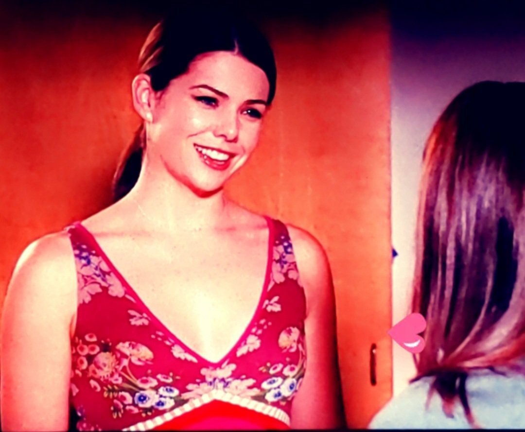 Happy Birthday to Lauren Graham!          