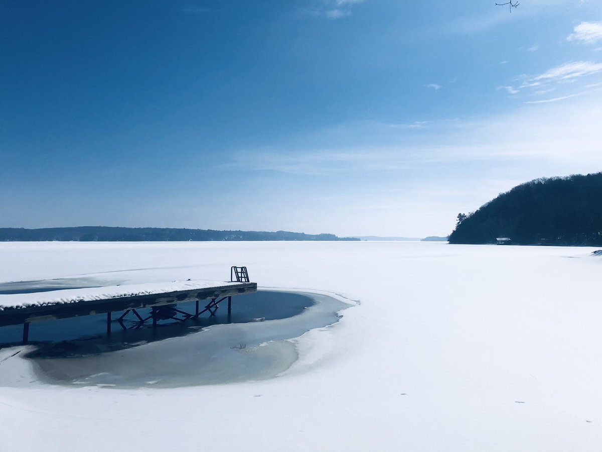 MuskokaCoach18's tweet image. Long views this afternoon
#BringInSpring #Muskoka #LakeofBays