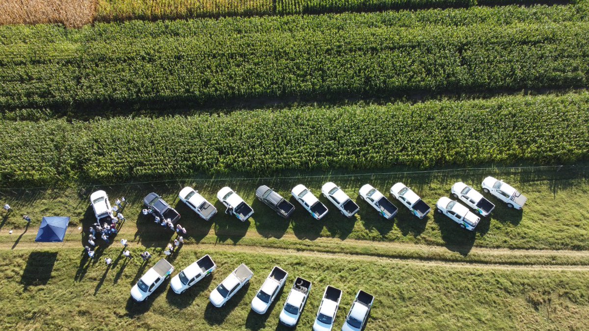 Excelente jornada de CTB en la Región Oeste. @Bayer4CropsAR  <a href="/DekalbArgentina/">DEKALB Argentina</a> . Muchas gracias por acompañarnos <a href="/Fullagrosrl/">Fullagro de Grupo Quemú</a> <a href="/EkunAgroSRL/">Ekun Agro SRL</a> <a href="/JustoMacL/">Justo MacLoughlin</a> <a href="/luchysoco/">Lucía Socolsky</a> <a href="/FernandoElichi1/">Fernando Elichiry</a> <a href="/flornalda/">flor nalda</a> <a href="/Gertorra/">Geman Torrallardona</a>