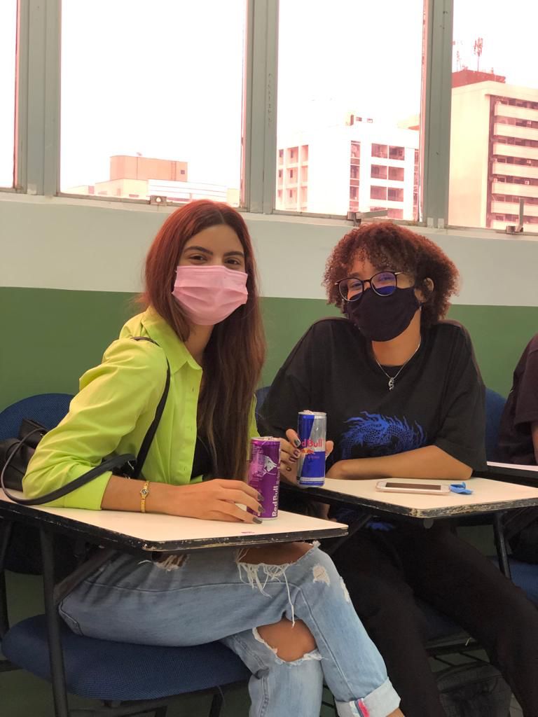 apsychosis_'s tweet photo. Bem-vindos calouros de mamãe ❤🤤
#calouros #ceuma #familiapsychosis https://t.co/M6D63FfUxh