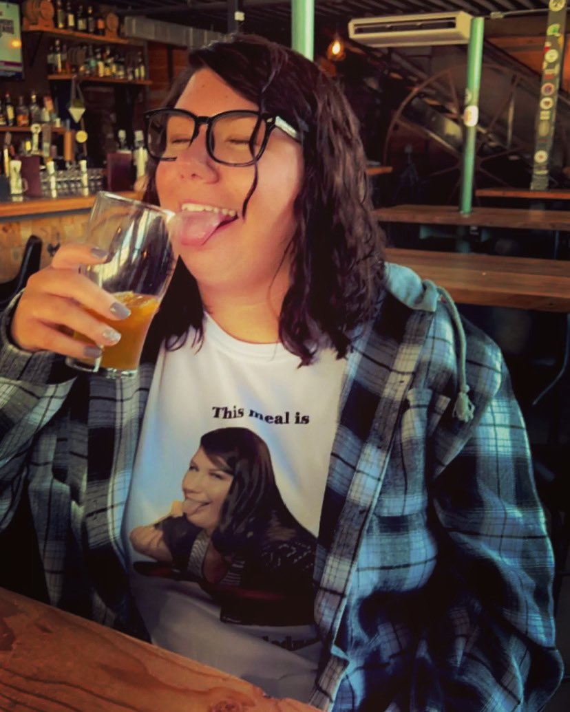 LeekBrittney's tweet photo. cheers, yes that’s my face on my shirt. it says this meal is 100% tax deductible #accountingislife https://t.co/RsPB0LjUYO