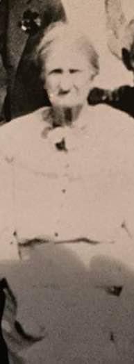 rae_diallo's tweet photo. My great grandmother from Ireland ~ 🇮🇪☘️ #Philbin #StPatricksDay https://t.co/kXqsLBXP6F