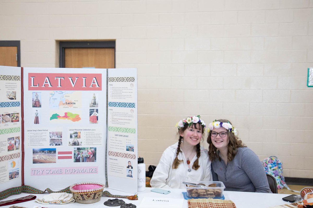 Today was Multicultural day at Hilliard Darby, where Students celebrated cultures' food, music, fashion, dance, and so much more as over 200 students represented 33 countries!