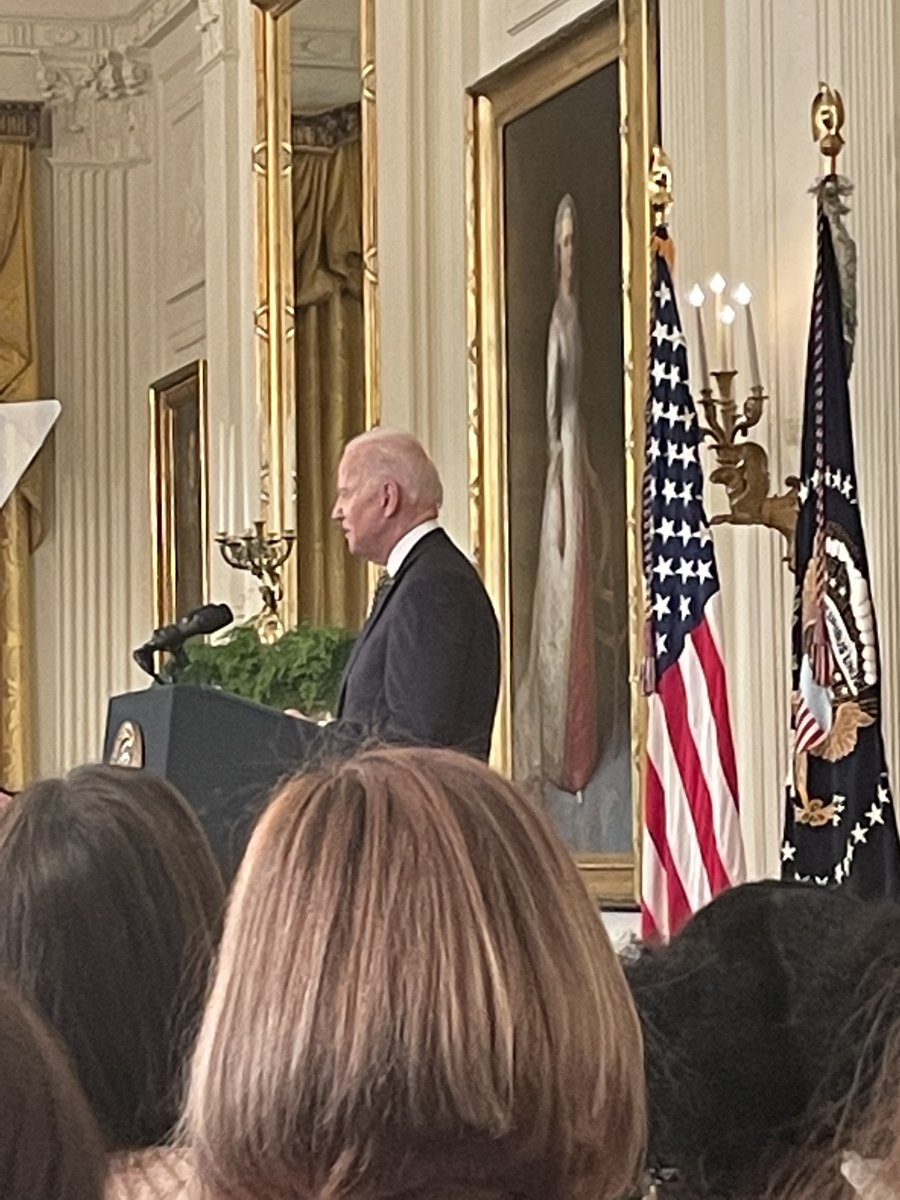 RepDavids's tweet photo. 4 years ago, the Violence Against Women Act lapsed, endangering survivors of domestic &amp; sexual violence.

2 years ago, the House reauthorized it, but it went nowhere under Mitch McConnell.

Last week, we got VAWA across the finish line.

Today, I watched @POTUS sign it into law. https://t.co/qRBPGL0IAZ