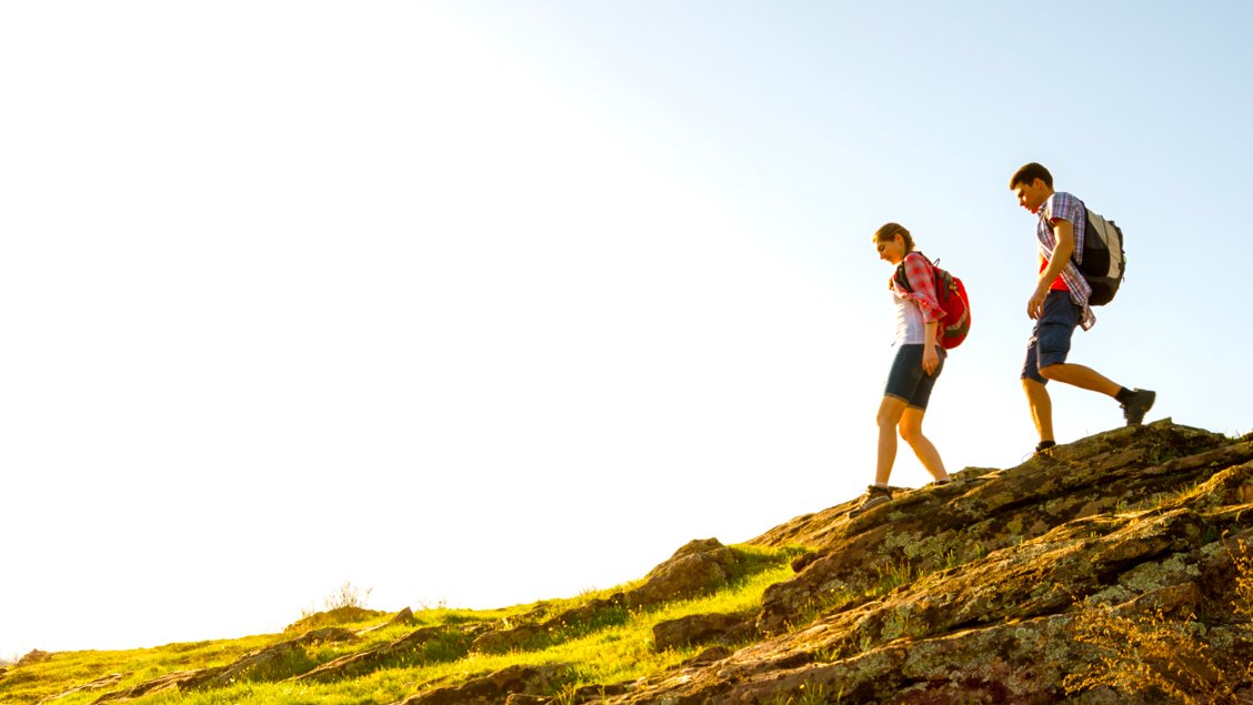 Ready to book a shamrockin' trip? Yeah, us too. 🍀 

Save an extra $17 on Hot Rate® Hotels of $100 with code LUCKY17OFF during our Spring in Your Step Sale.

Book in the app by 11:59 pm PT on 3/18/2022. Valid on Hot Rate® Hotels only. Minimum spend of $100 per booking.