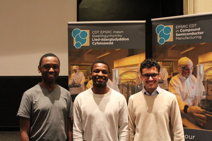 CDT_CSM's tweet image. We love the diversity of our students - there&apos;s still room in our #compound_semiconductor 🌈 family #womeninscience #womeninSTEM #blackinSTEM @BB_STEM, @thewisecampaign @BWiSNetwork. Funded #PhDs &amp;amp; integral MSc. Closing date 13 July bit.ly/CSMcdt