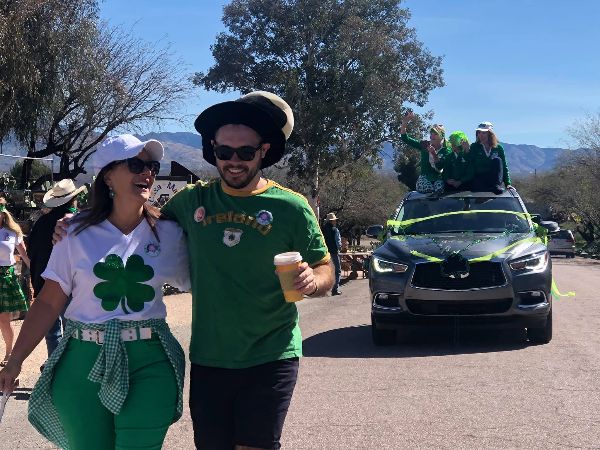 TubacJacks's tweet photo. St. Patrick's Day Parade at Tubac Jack's - https://t.co/o1fOIinmlf https://t.co/DRKV0ZiLiL