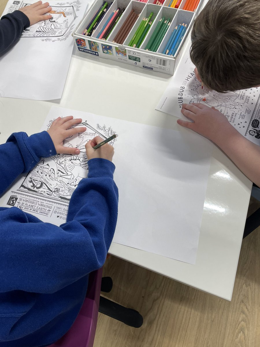 The class love colouring the amazing illustrations of <a href="/ignotofsky/">Rachel Ignotofsky</a> today as part of <a href="/ScienceWeekUK/">British Science Week</a> #BSW22