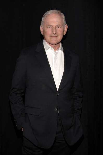 Happy birthday Victor Garber. My favorite film with Garber so far is Sleepless in Seattle. 