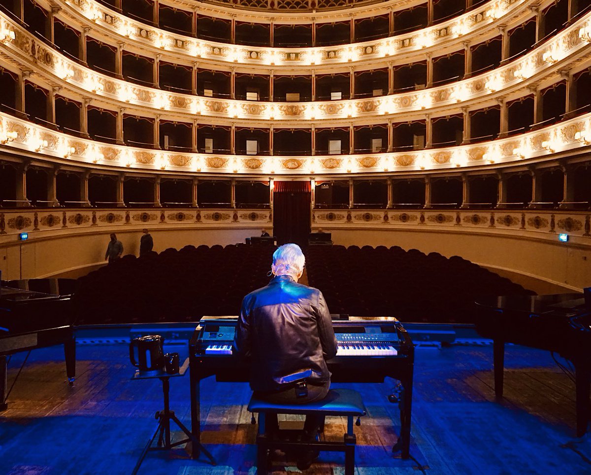 #DodiciNoteSolo

#Spoleto 
#TeatroMenotti
#soundcheck 

@officialFandP