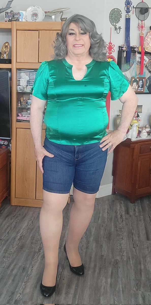 VickieLynn355's tweet photo. #crossdresser
#crossdress
#crossdressing #M2FCD #translesbian #lesbianlover #feminization #trans https://t.co/d8EmYAC4Qf