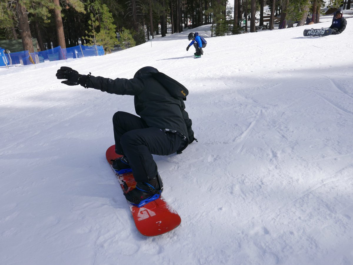 BeGreatIE's tweet photo. Our members are having such a great time learning to snowboard. It's even some of their first times seeing snow! @ShareWinter
#sharewinter #bgcie #theboysandgirlsclubs https://t.co/AP0suzBjVC
