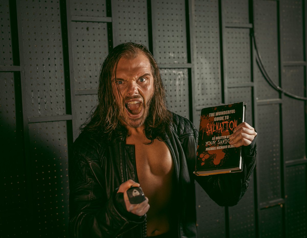 GodsGiftMRB's tweet photo. There is a thin line between love & hate.
I'm the line. I can make you feel.
Choose your side wisely because we won't let you pick twice.
#wrestling #prowrestling #yoursaviour
๐ธ @theoldfashion https://t.co/atIdGOa2It