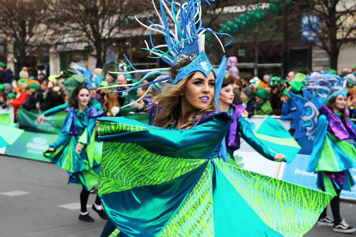 TheBostonIrish's tweet image. From @GoToIrelandUS: "There is only one place to be on #StPatricksDay + that is #Ireland. The stunning emerald isle has removed all Covid restrictions + is fully open + ready to welcome vacationers for the experience of a lifetime."  #PressTheGreenButton 
irishmassachusetts.blogspot.com/2022/03/irelan…
