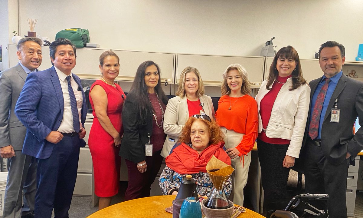 calinterpreters's tweet image. If diversity is our strength CA Courts need interpreters to provide Access to equal Justice. 
Court interpreters Support R2!
#WhereAreTheFundsCACourts
#FairContract
@GavinNewsom
@CalCourts
@ACLU_NorCal
@SCSCourt
@AlamedaSuperior
@SFSuperiorCourt
@CourtSonoma
@BrendonWoodsPD