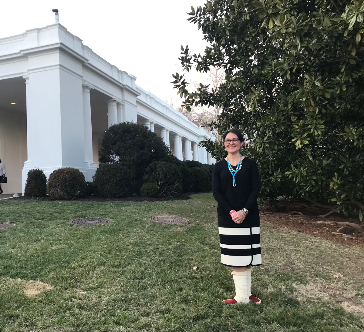 NEHchair's tweet photo. It was an honor to meet President Biden and the many impressive women leaders of the Biden-Harris administration at last night’s #WomensHistoryMonth celebration at the @WhiteHouse. https://t.co/Zm7Wwbs7Iw