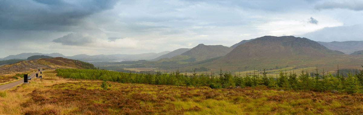 The view from the start line of Baxters #LochNessMarathon, tag a pal to join you to #runlochness on 2 October 2022. Guaranteed entry, no ballot. lochnessmarathon.com