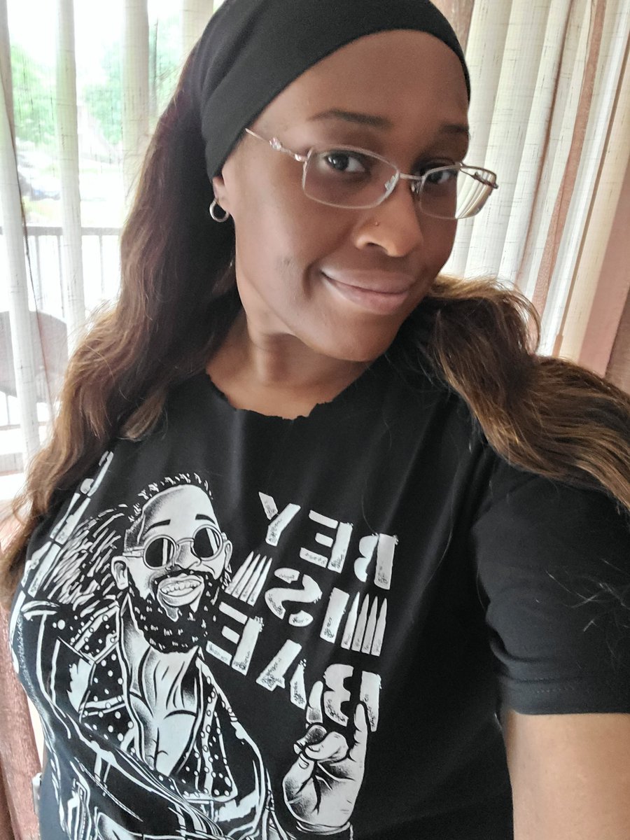 Poohbaby925's tweet photo. @DashingChrisBey #BeyisBae #BulletClub #TooSweet https://t.co/usRHKonMme