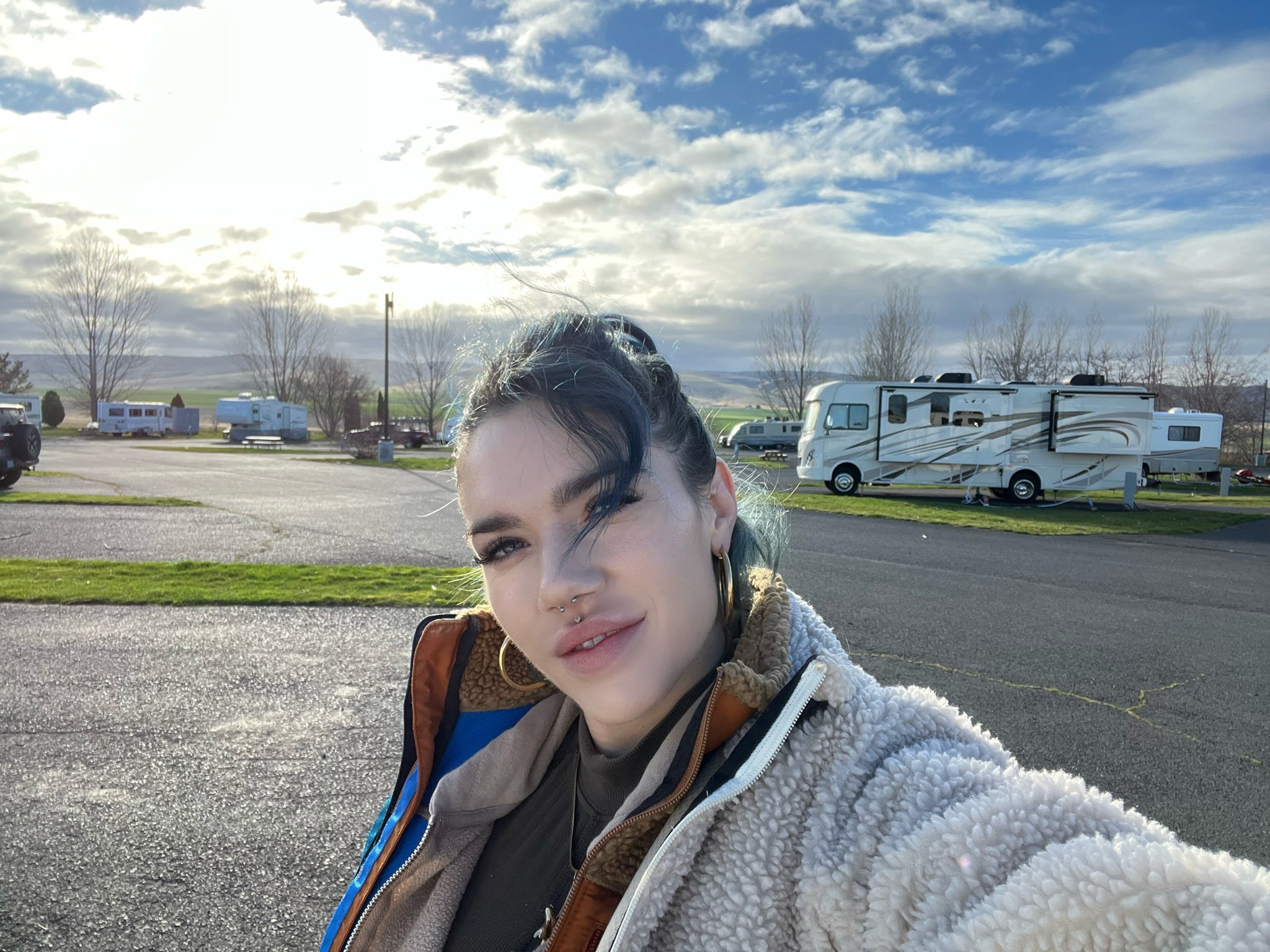 Lizbeth Eden on Twitter "the rig the driver https//t.co/sHvWSqu41w