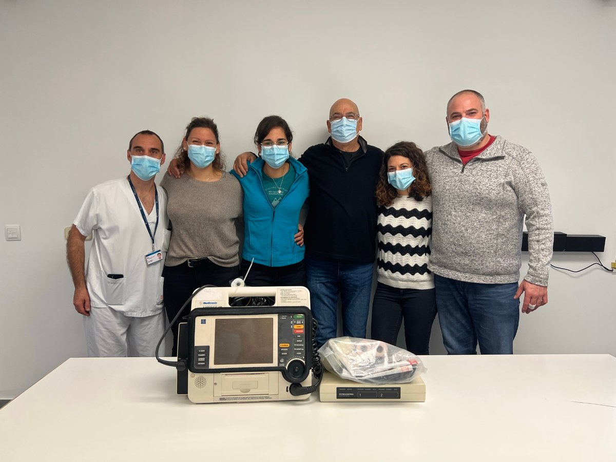 _ssibe's tweet photo. 🤝 Donem un monitor desfibril·lador a l’Associació Projecte Xevi

✔️ L’ONG el destinarà a l’Hospital de la Pau de Ziguinchor de Senegal

#SolidaritatSSIBE | #ProjecteXevi

Més info 🔗 https://t.co/KXW6Wc1Khd https://t.co/v0C8snU2BK
