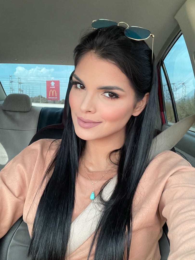 Todos unidos en un mismo sentimiento ❤️, Alejandra Conde es Venezuela 🇻🇪.