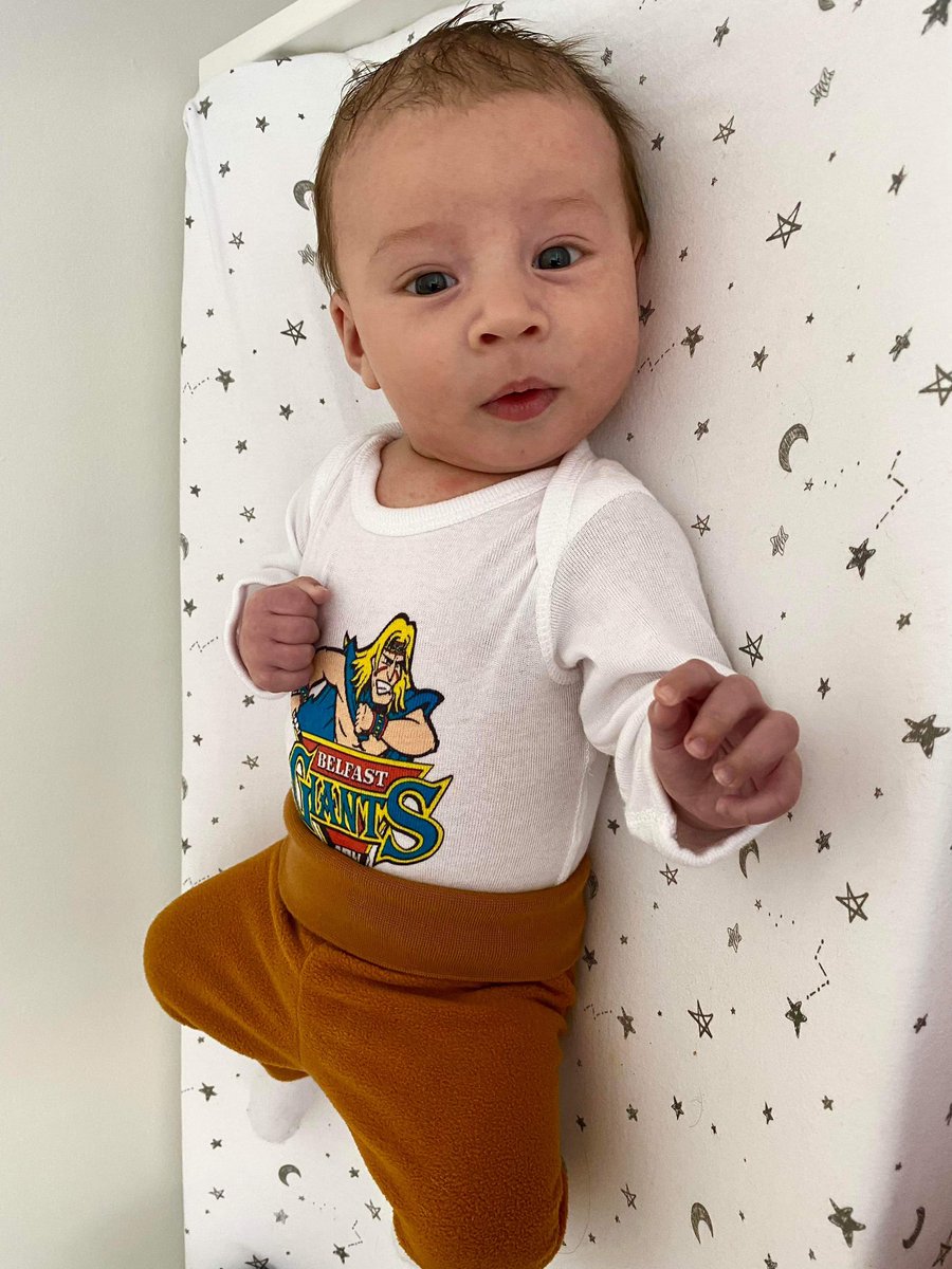 Henry wishes the <a href="/BelfastGiants/">Belfast Giants</a> the best of luck in the 2nd and 3rd period. Thanks uncle <a href="/Adam27Keefe/">Adam Keefe</a> for the vest!