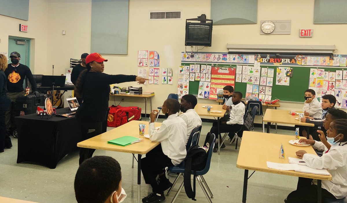 BroadmoorSchool's tweet photo. 🔥🚒Thank you to our community heroes and mentors from “Geared Up for Fire” - empowering and mentoring our youth for life and career choices!  We are #5000! @5000RoleModels @MDCPSCentral #RecapturingTheVision https://t.co/cfxAC7tzWL