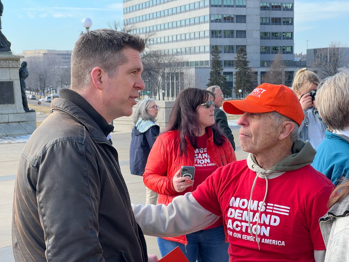 DanCGoodrich's tweet photo. Wonderful conversations with leaders dedicated to changing our guns laws to promote community safety. #mnleg @MomsDemand https://t.co/vGptAh8xDO