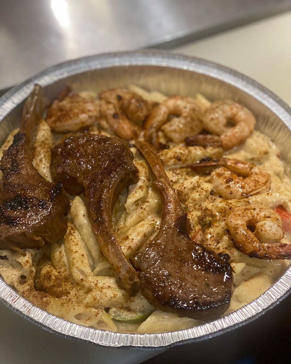 I’m the owner of #TriggaMeals , a small cooking business located in Bowling Green, Ohio, and I’m trying to hit every college campus in Ohio/Michigan. Please RT so I can get connected! Let’s make it happen!!!!