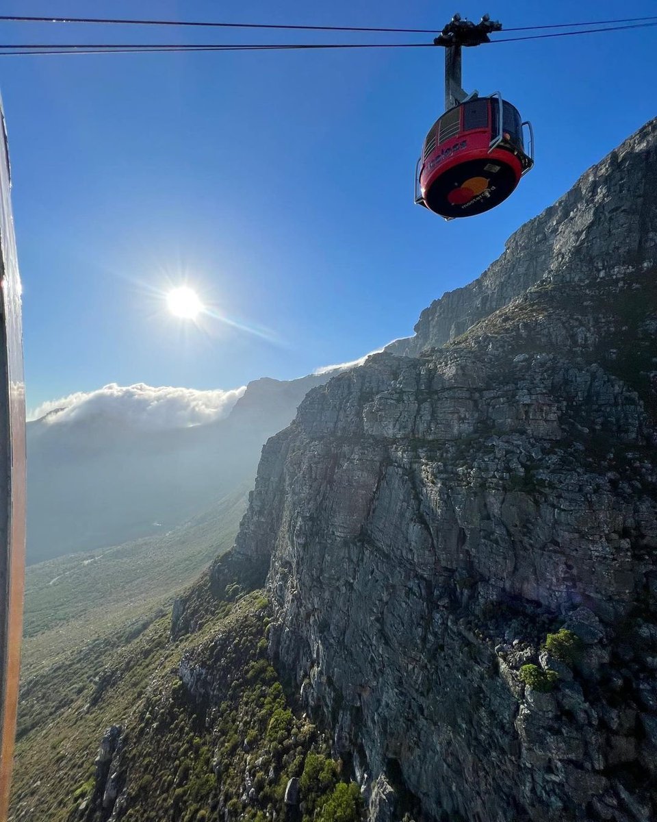 CTBig6's tweet photo. Celebrate your birthday month with a free @TableMountainCA ticket on any day that falls within your birth month.

This treat is only available to locals, so make sure to bring a valid SA ID, driver’s licence or birth certificate.

#capetownbig6 #tablemountain
#southafrica https://t.co/ubkOTlOdrM