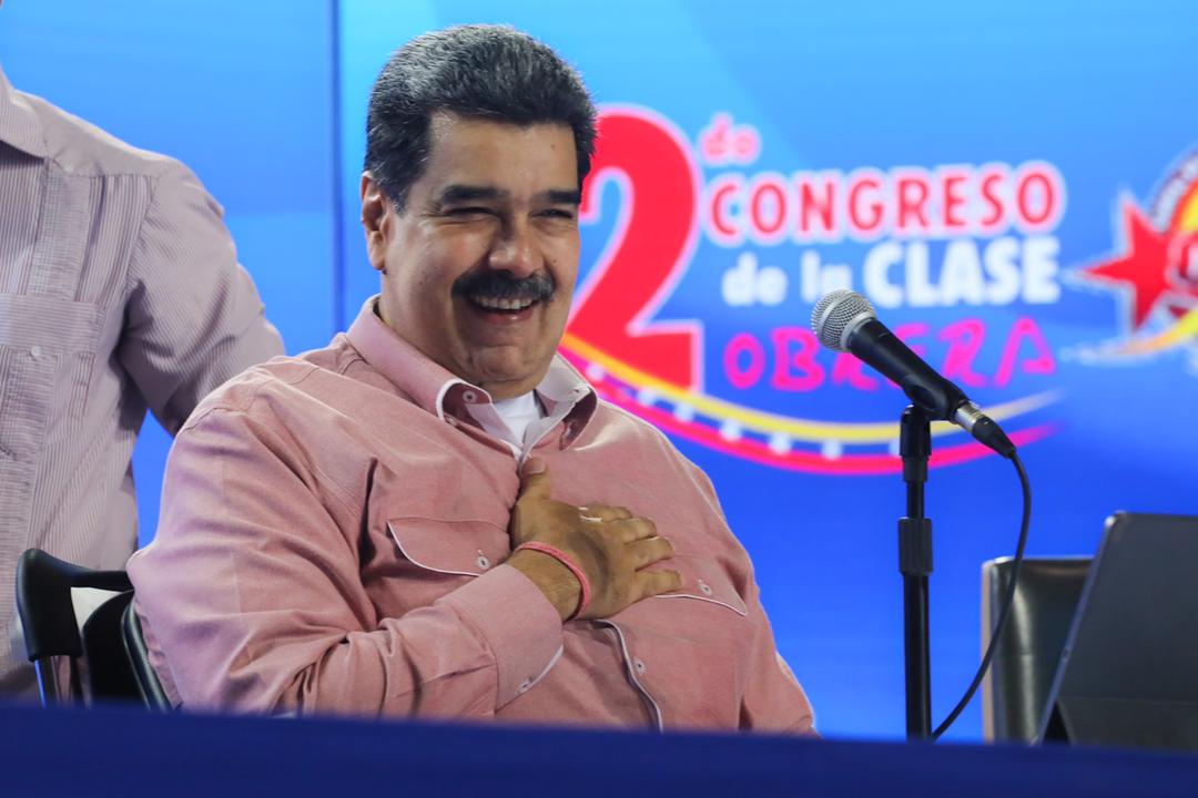 NicolasMaduro's tweet photo. Es impresionante la calidad teórica y política de los planteamientos que surgen de las bases de la clase obrera del país, para solucionar los problemas, y recuperar el Estado de Bienestar Social y de justicia del Socialismo. ¡Con la Clase Obrera Todo! https://t.co/3Mmuzg2pCo