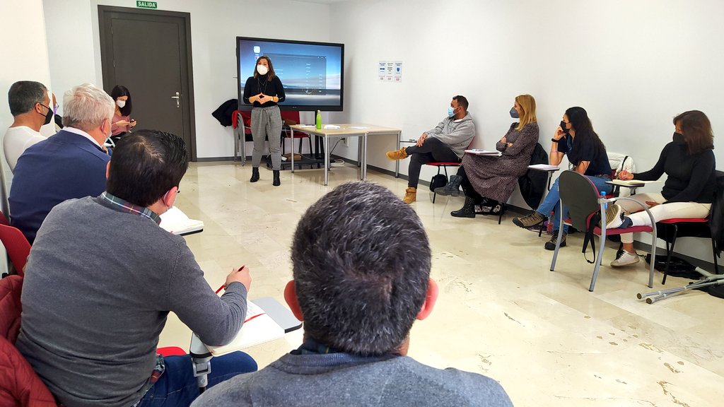 📚 FORMACIÓN | 📺Y también, en #Sevilla, hemos impartido una formación sobre herramientas de comunicación para delegadas y delegados.
