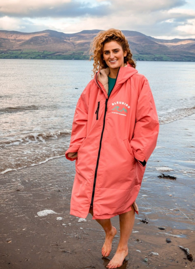 The Nordic Robe is made for the surfers, the sea dippers and the casual beach walkers. In case you didn't already know... it's made from 100% recycled plastic bottles ♻
#atonewiththeelements #changingrobe #openwaterswimming