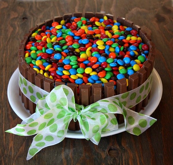FoodiesWorld101's tweet photo. 🎂Cake🎂

a sweet, baked, breadlike food, made with or without shortening!

➡️Follow for more details:
https://t.co/vRnxa9Oan9

 #twitter #instagram #facebook #youtube #memes #tiktok #love #follow #like #meme #explorepage #twittermemes #explore #tweets #funny #tweet #cooking https://t.co/i4Qfe2E3Up