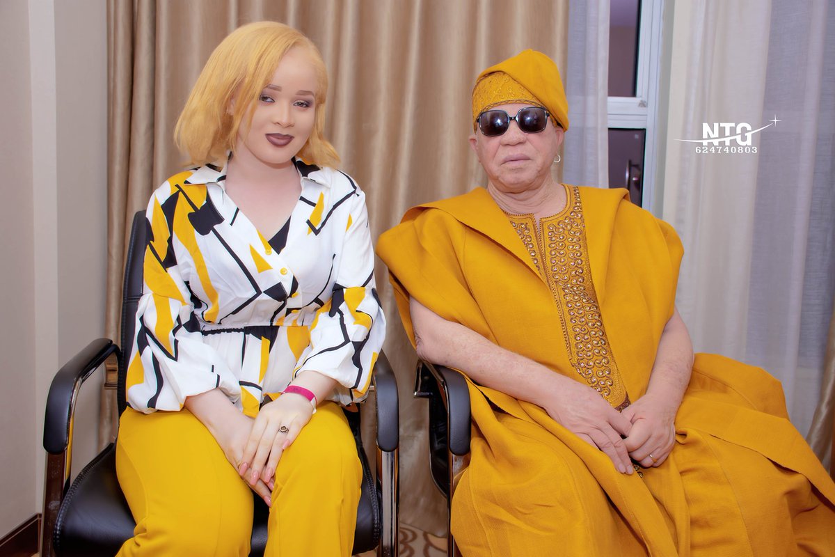 Ce fût le début d'une nouvelle aventure pour les personnes atteintes d'albinisme de Guinée !
Merci pour tout le soutien 
Il reste encore à faire...