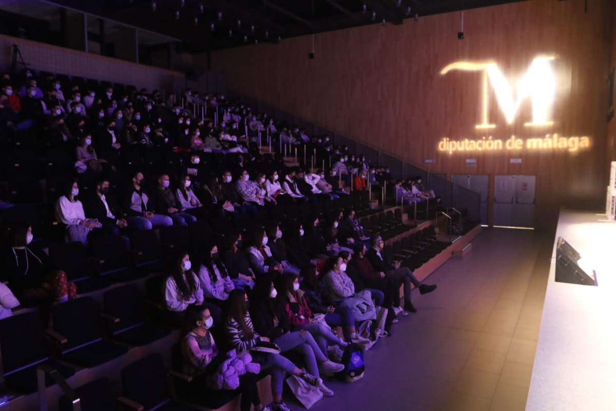 wearetrivu's tweet photo. Talent Session en #TourdelTalento 🚀
Panel de E-Sports, música en directo, charlas sobre emprender en el mundo tecnológico y salud mental. 
Seguimos por y para los jóvenes de Málaga 🙌 https://t.co/8CzENgZDHM