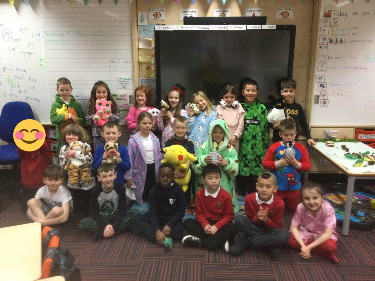 SchoolHillside1's tweet photo. #P3THillside earned their treat and choose to have a pyjama party. They had a great time this afternoon! #soundsofsuccess https://t.co/kxm2E4wXXo