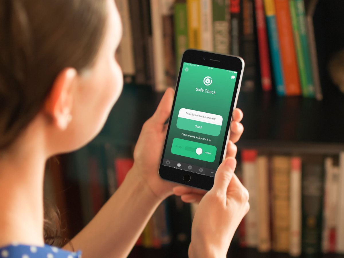 SkyAlert_SOS's tweet photo. A proactive welfare check means employers can be confident their lone workers are safe throughout their working day, and gives workers reassurance they can get help in a crisis. That's what #SafeCheck on the #SafeHubApp is all about https://t.co/sebyH5RdW0 #LoneWorker #Safety https://t.co/4HSlLz6y5x