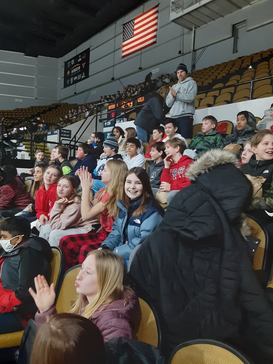 schaibs3's tweet photo. Thanks @mkeadmirals for the game today Pilgrim Park MS is excites to be here today. #werppms @PPMS_SDE https://t.co/8xoYtfKr9t