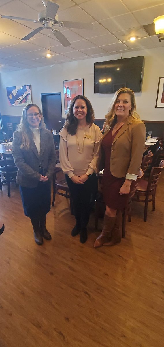 We had a WONDERFUL Women Inspiring Women session yesterday morning at our familiar spot eggtc. Thank you to <a href="/DawnKuhlman13/">Dawn Kuhlman</a> for being our presenting speaker and thank you to <a href="/ChristianBros/">Christian Bros Auto</a> Shawnee for being our program sponsor this year!