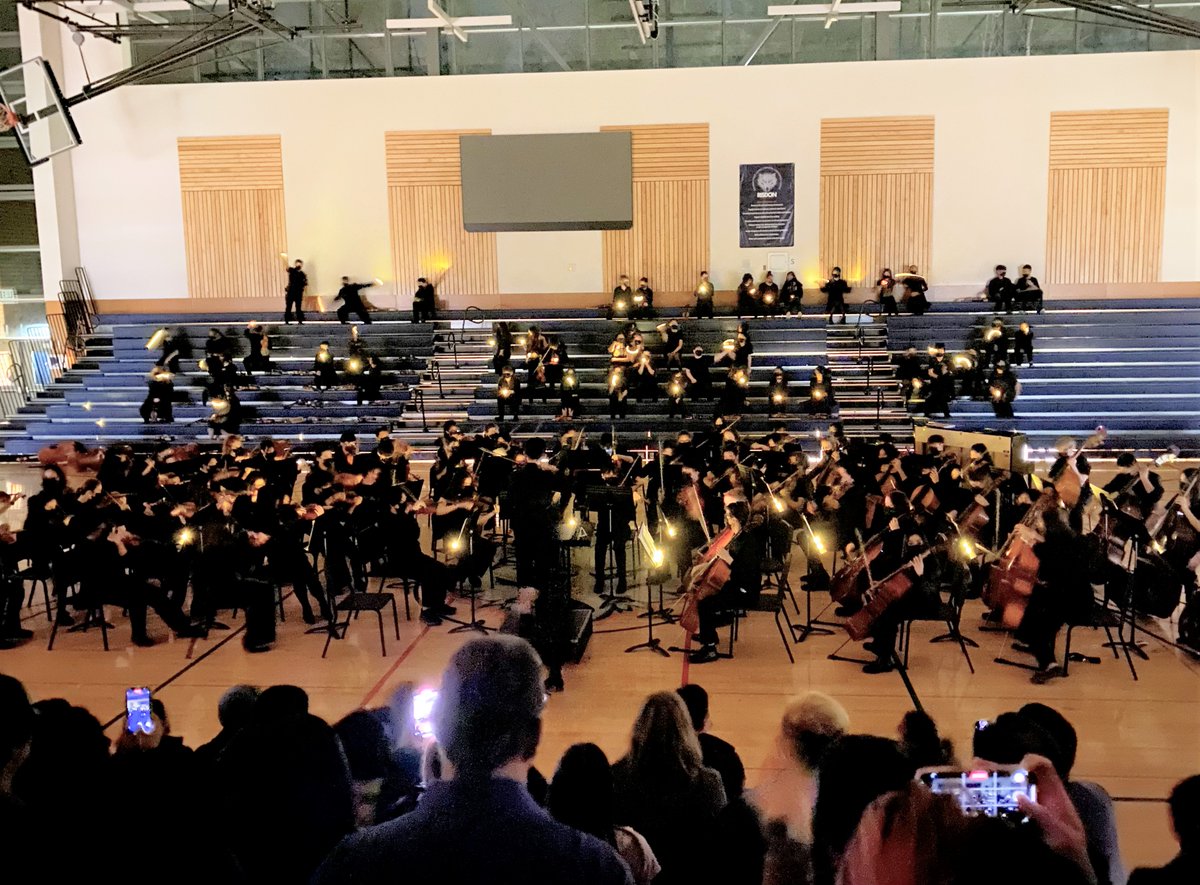 Renton_Schools's tweet photo. @theRealRisdon #Orchestra, led by Orchestra Teacher Mollie Ewing, gave a live, in-person #concert Tuesday night. This was the first in-person concert by the school since November 2019 as schools and other venues closed due to the #pandemic. #RSDPride #Music #MusicMatters https://t.co/zNdYxP9cHQ