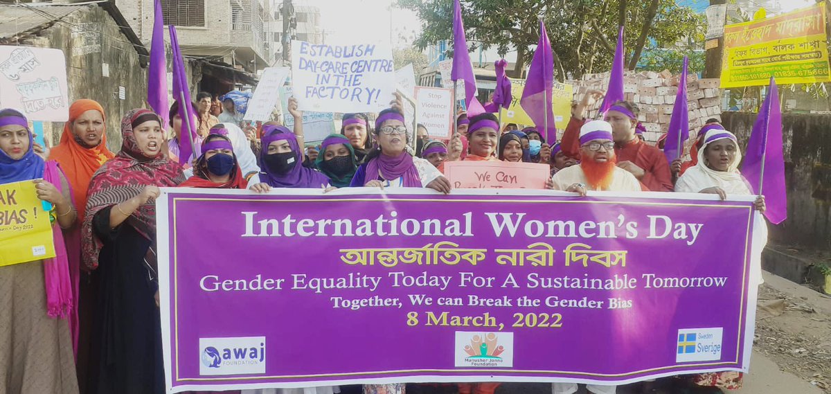 Awaj_fdn's tweet photo. @Awaj_fdn in Chittagong arranged a colorful procession &amp; discussion meeting on this #IWD demanding safe workplace for women.
#BreakTheBias
#Genderequalitytodayforasustainabletomorrow
@manusherjonno https://t.co/Dm3B4IzoB0