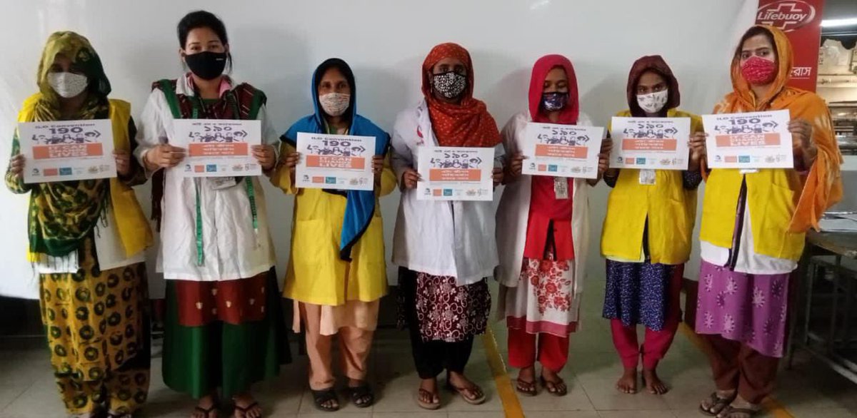 Awaj_fdn's tweet photo. @Awaj_fdn in Chittagong arranged a colorful procession &amp; discussion meeting on this #IWD demanding safe workplace for women.
#BreakTheBias
#Genderequalitytodayforasustainabletomorrow
@manusherjonno https://t.co/Dm3B4IzoB0