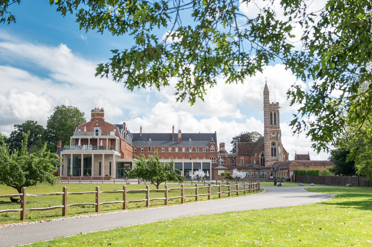 Join us at our next networking event - Creating a Destination of Choice 📍

Meet like-minded tourism professionals and have the chance to have your say on our brand new website with a workshop activity.

Stanbrook Abbey Hotel - 15th March

Register here: bit.ly/3gfy2hg