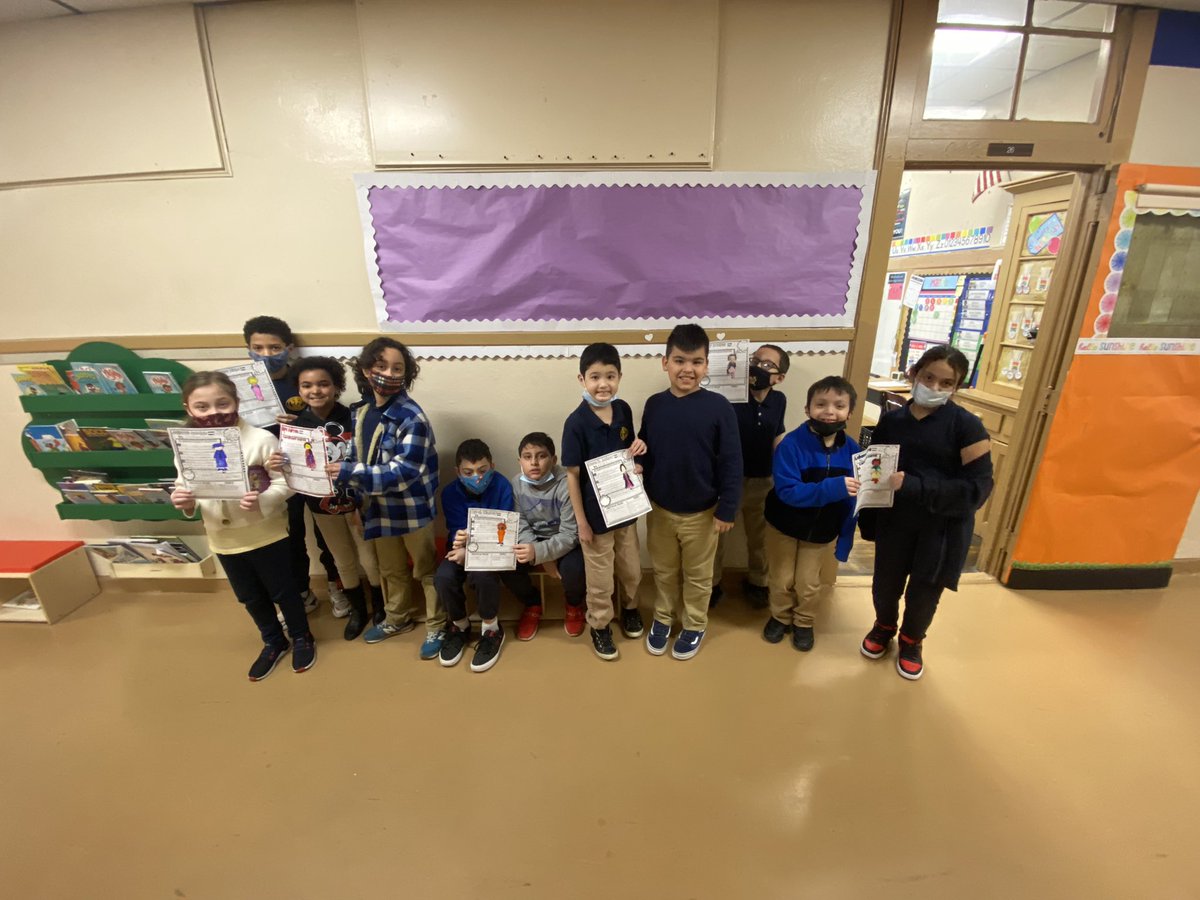 mpecoraro28's tweet photo. We worked together to research different influential woman for Woman’s History Month! https://t.co/saLPoU0vY6