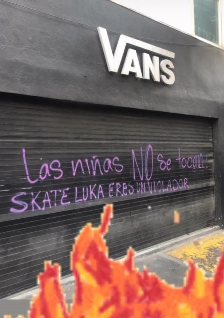 The_Pad87's tweet photo. Oye @vans_mx ¿qué vas a hacer respecto a la situación de Luka? ¿Limpiarás tu cortina y ya o de verdad harás algo más que lanzar una colección que celebre a la mujer? https://t.co/cFKtGnNUn2
