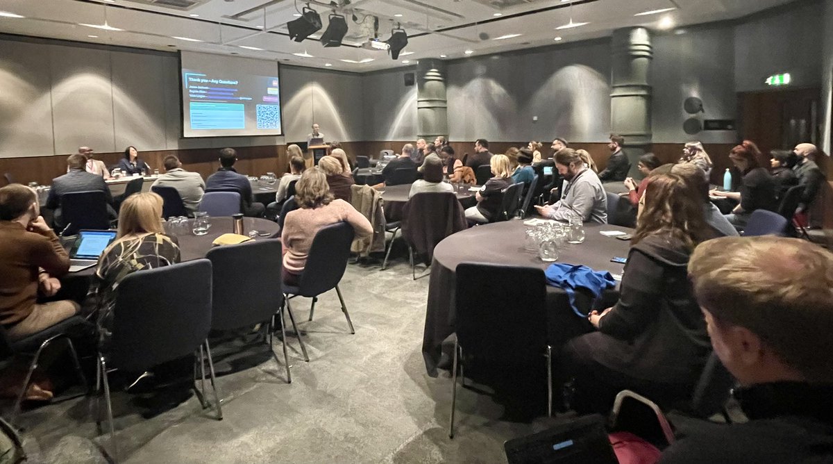vikkiliogier's tweet photo. Fabulous contributions about #Hybrid #TLA from Jesse Jackson and Sophie Allen educators from @Lborocollege #Digifest22 - thank you Chris Thompson @jisc for chairing the session - to find out more about their #EdTechReflections https://t.co/phOjLRBgl2 
#EdTechSwap  #Digifest2022 https://t.co/tGfRZ5ZPtu