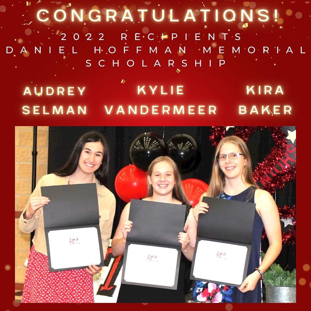 We had a lot to celebrate at last night’s banquet!  This scholarship is in memory of Daniel Hoffmann who was father and uncle to five LTHS swimmers.  Congratulations  Audrey, Kylie, and Kira!!! 🎉 🖤❤️🖤❤️